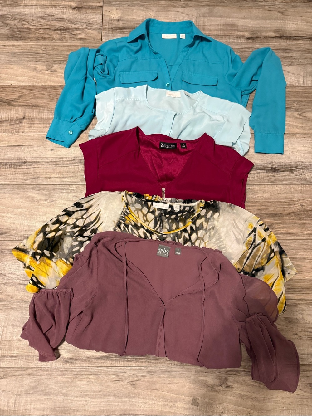 5 New York & Company women’s tops